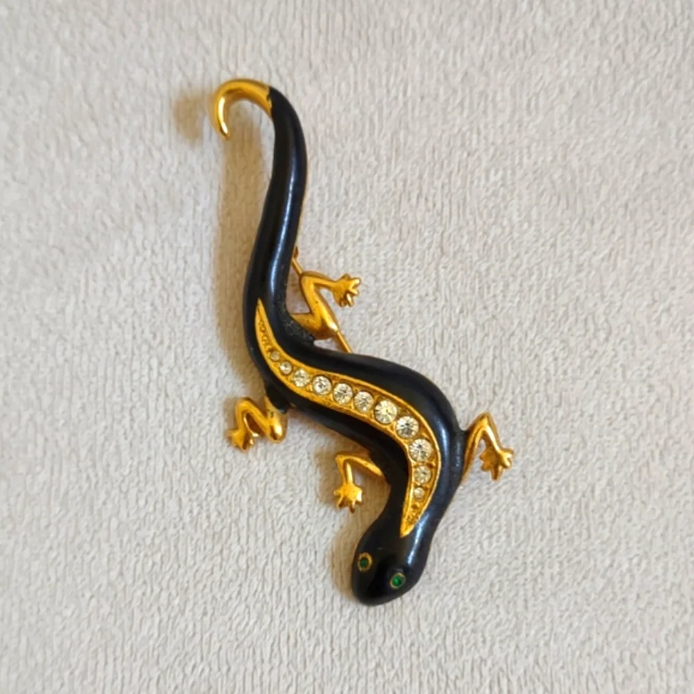 Vintage Lizard Pin Brooch Salamander